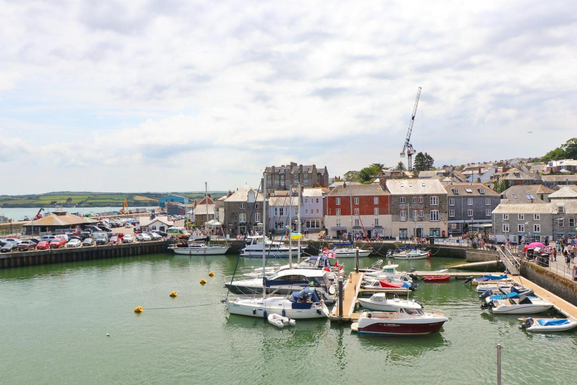 Sea View Apartment, First Floor Saint Merryn Exterior foto